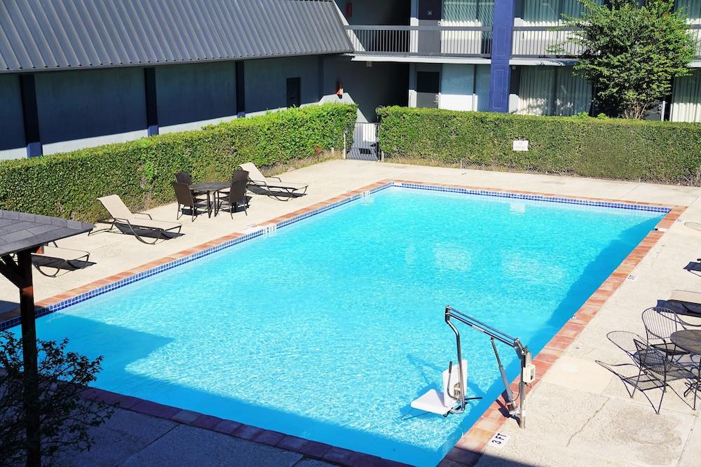 Hotel Elev8 Conroe Eksteriør bilde